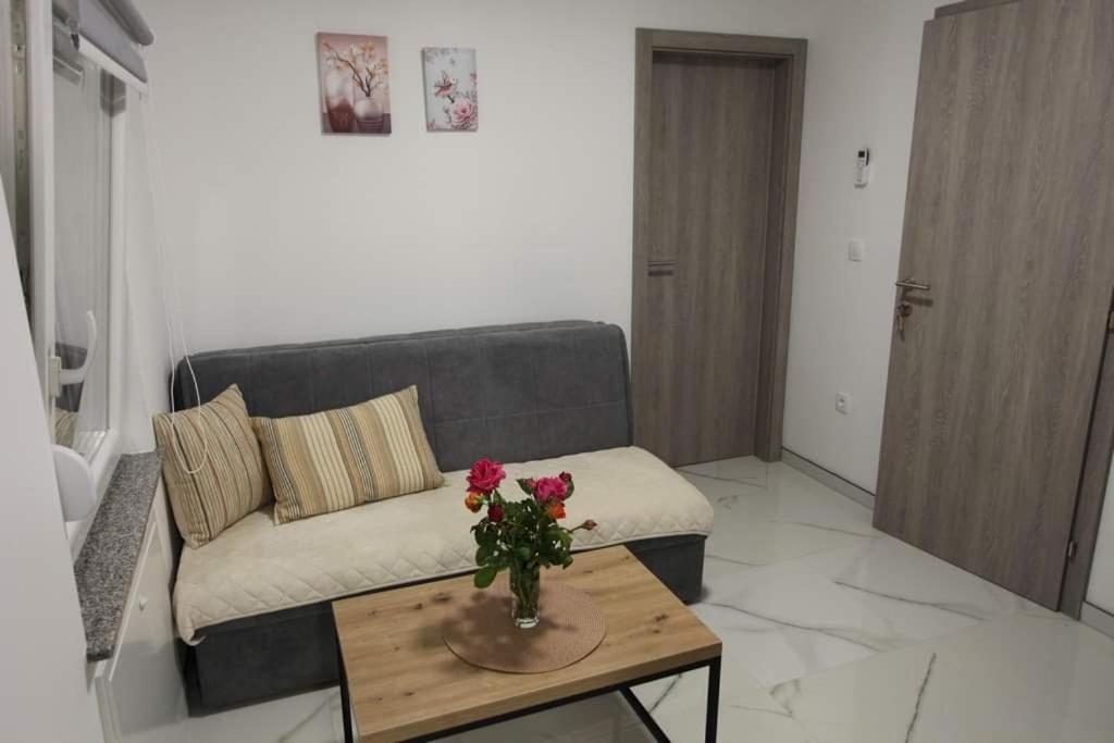 Apartmani Venecia Prozor Dış mekan fotoğraf